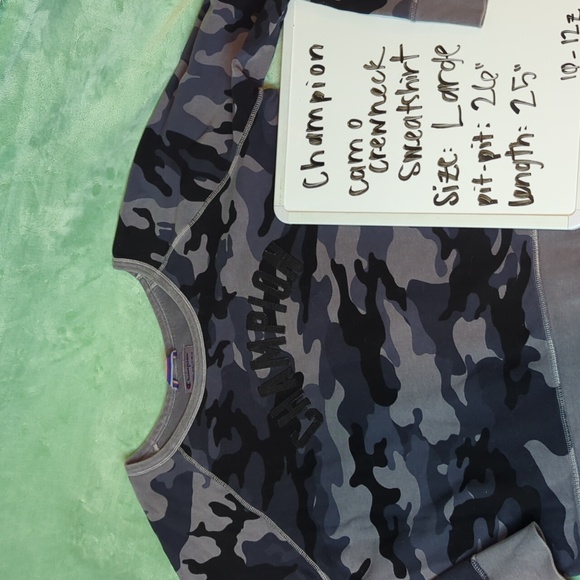 Champion Camo Crewneck Sweater Women's Large - Picture 2 of 6